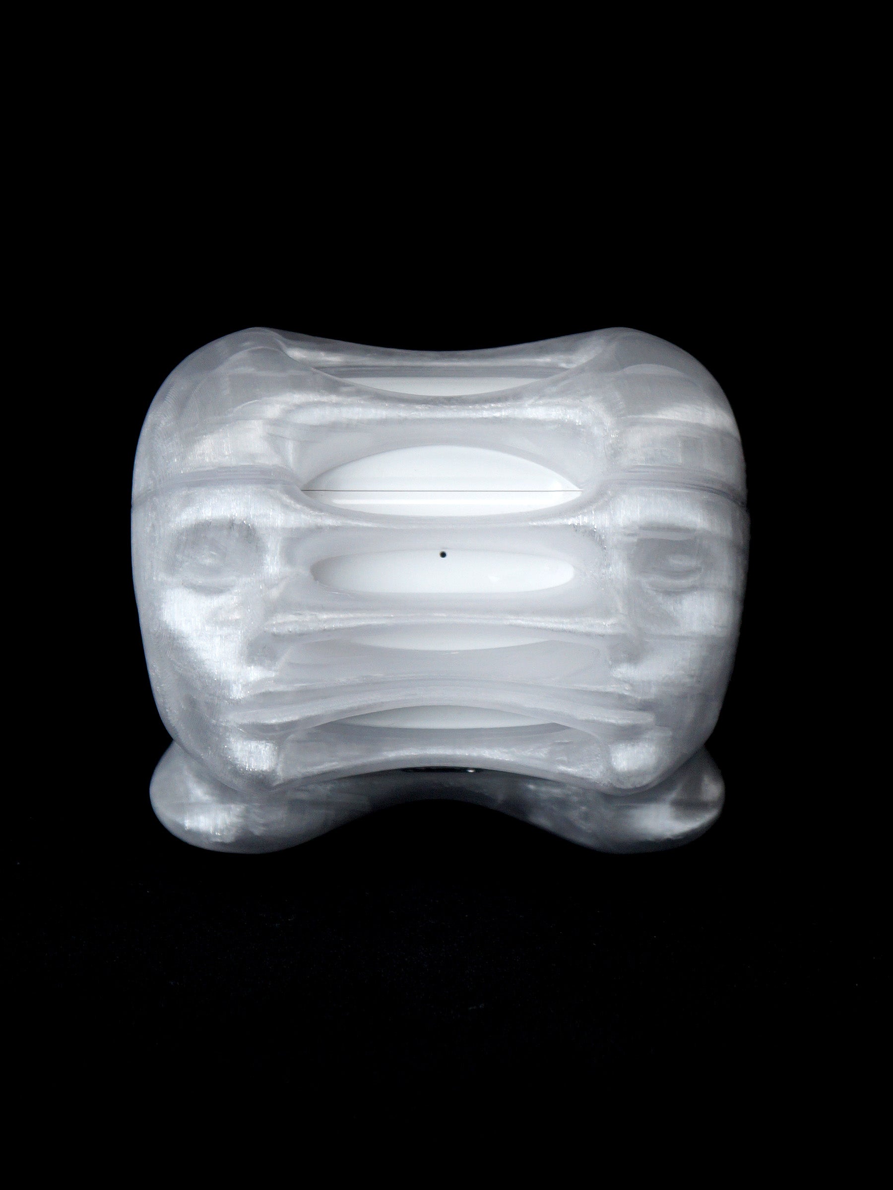 Split Statue AirPods Case (Ice White)