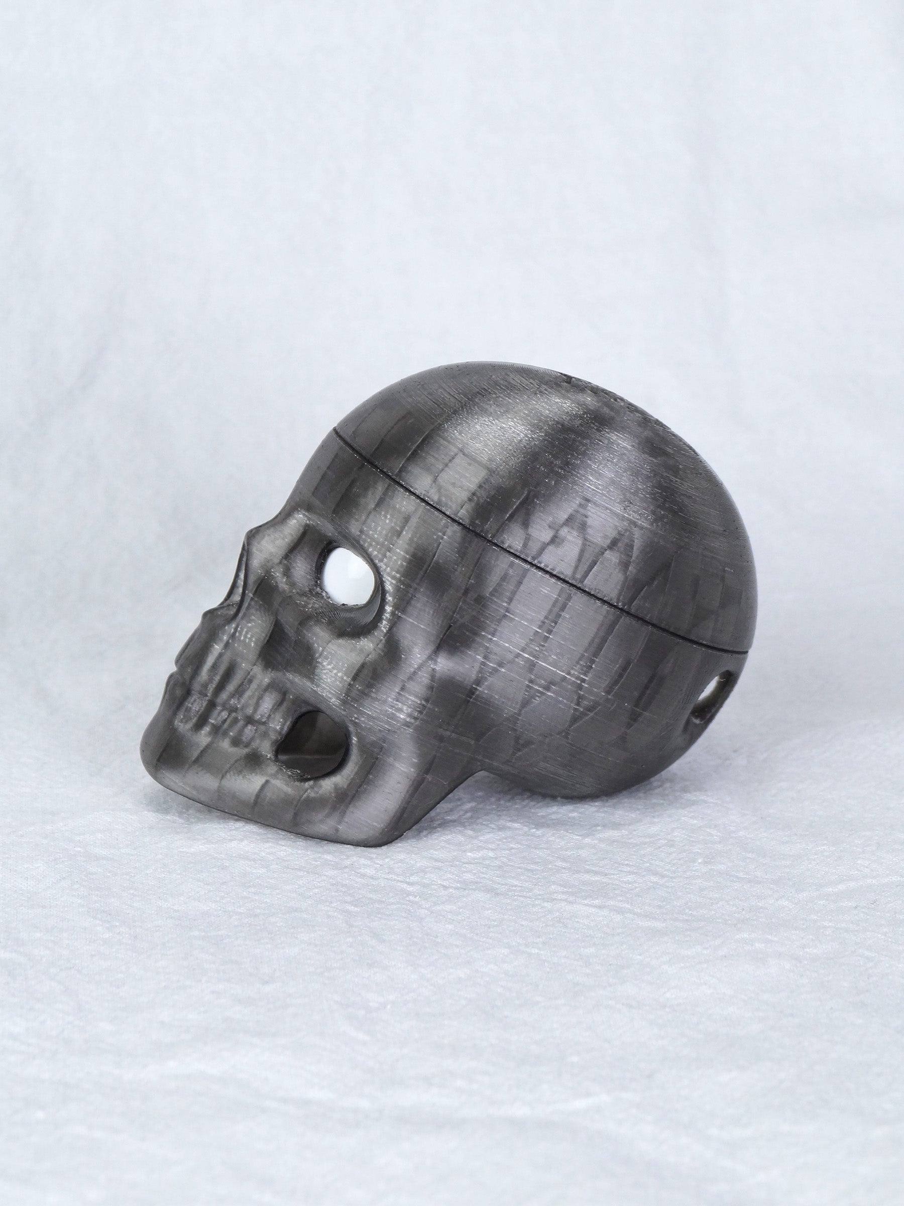 Ice Skull AirPods Case (Ice Grey)