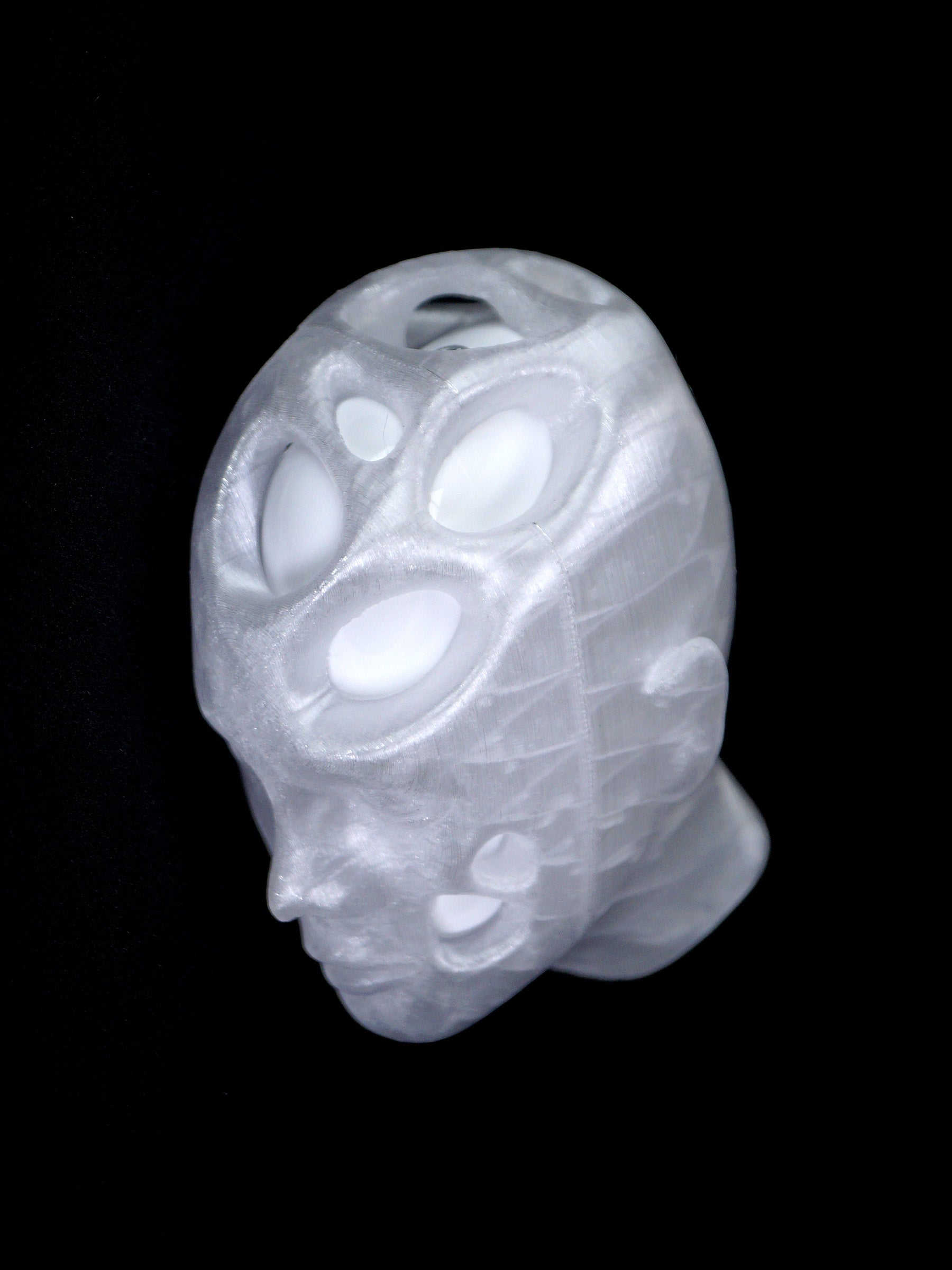 Broken Statue AirPods Case (Ice White)