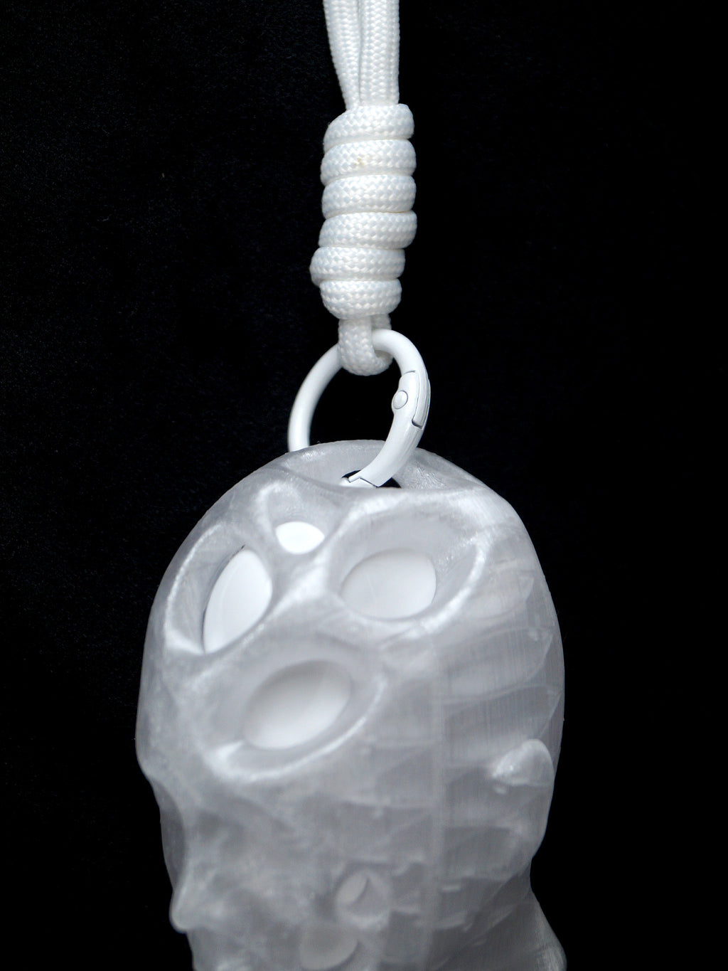Broken Statue AirPods Case (Ice White)