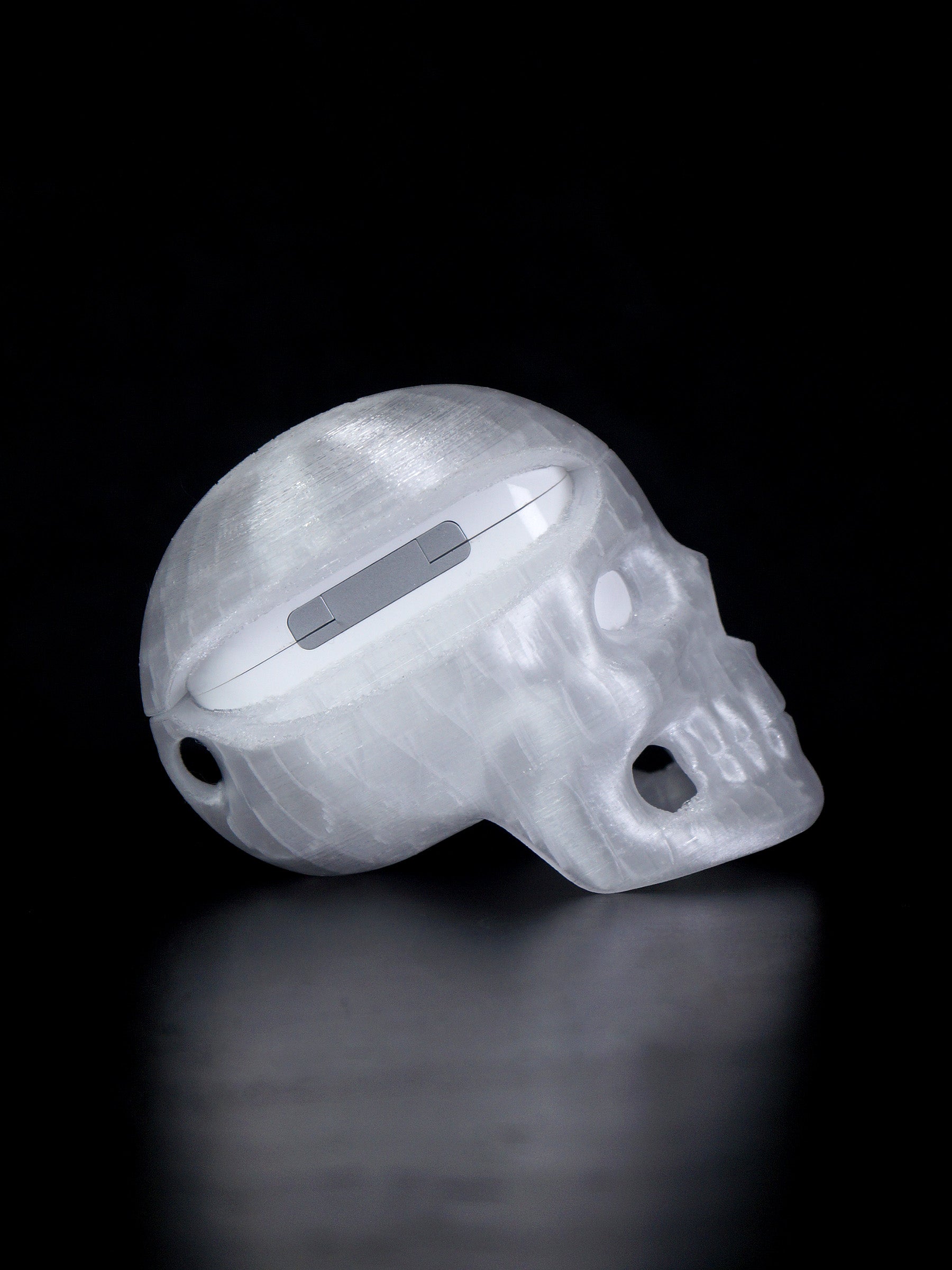 Ice Skull AirPods Case (Ice White)