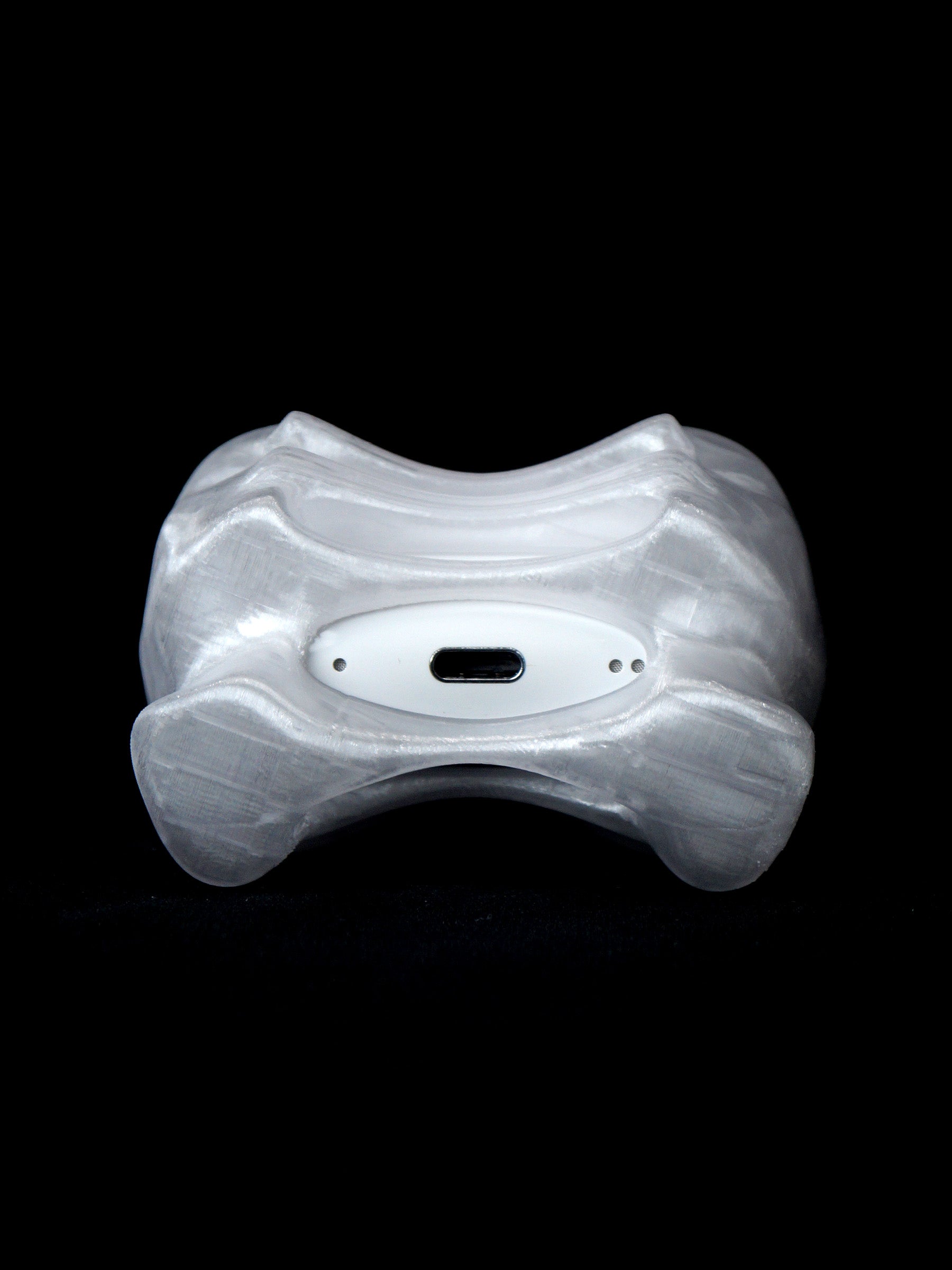Split Statue AirPods Case (Ice White)