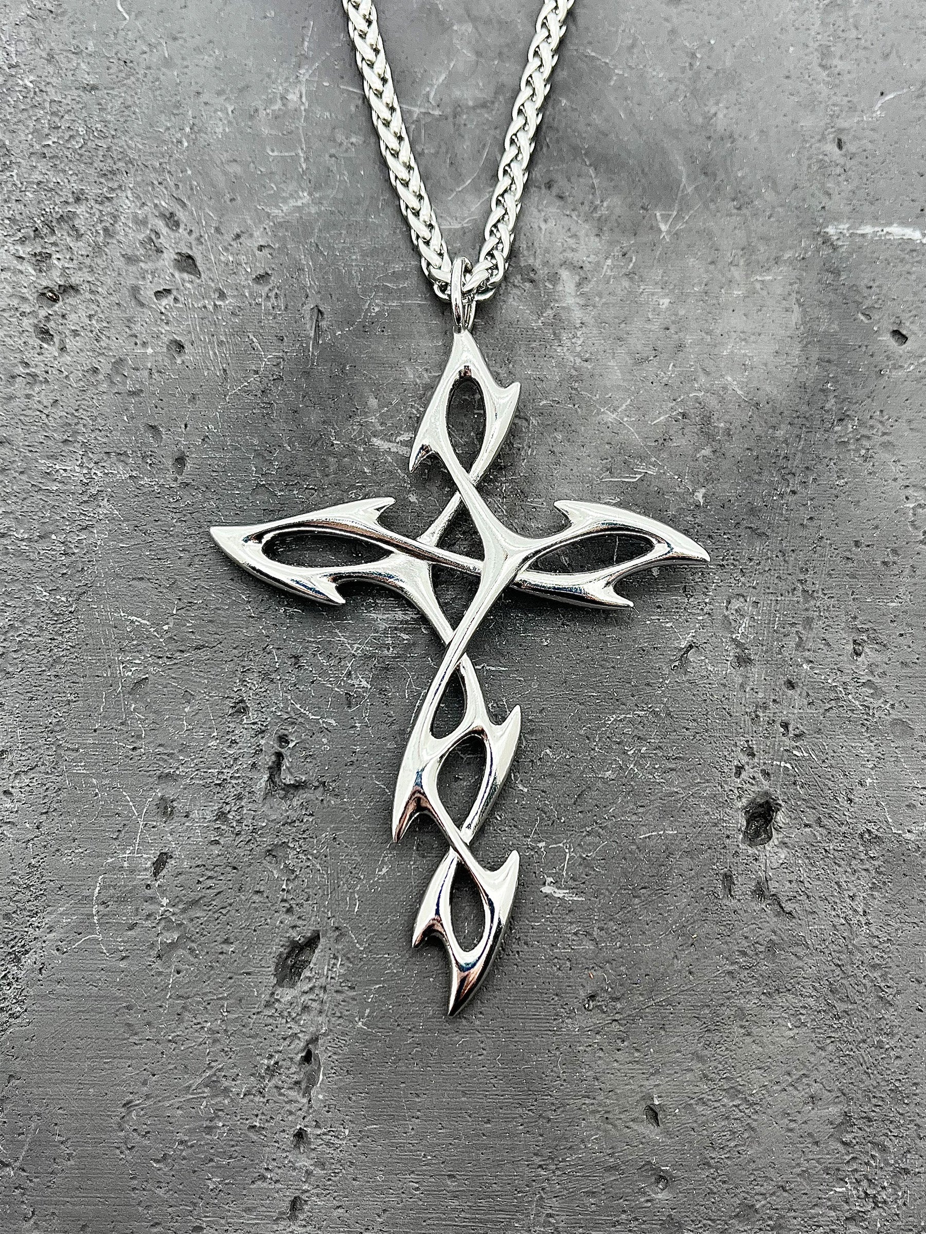 VINE-CROSS Pendant